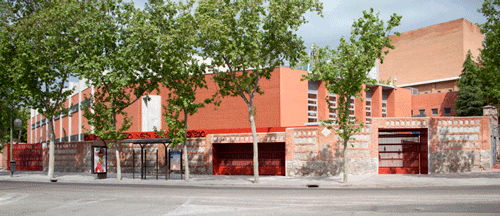 ca50_04 / Polideportivo en el Colegio Nª Sra. del Recuerdo