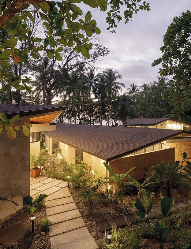 ca75_10 / Dos Casas Jardín frente a la playa