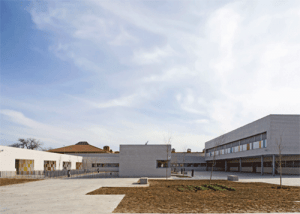 ca30_10 / Colegio 3+6 Uds