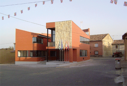 ca32_06 / Ayuntamiento y centro de salud