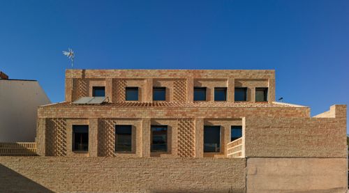 ca59_06 / Casa e+r