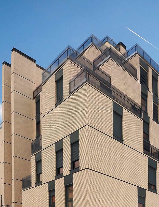 ca76_08 / Edificio de 59 viviendas