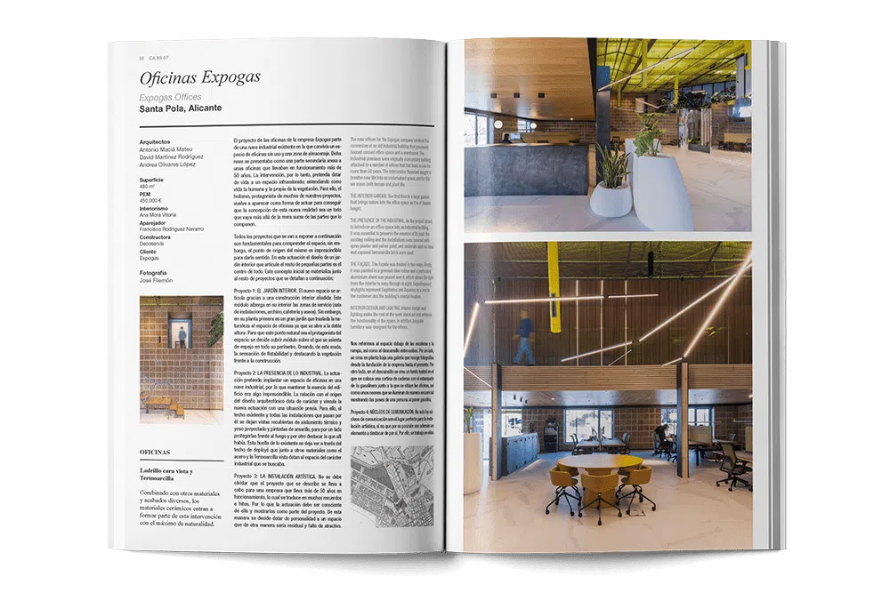 Vista de un pliego de la revista conarquitectura 85 sobre lugares de trabajo