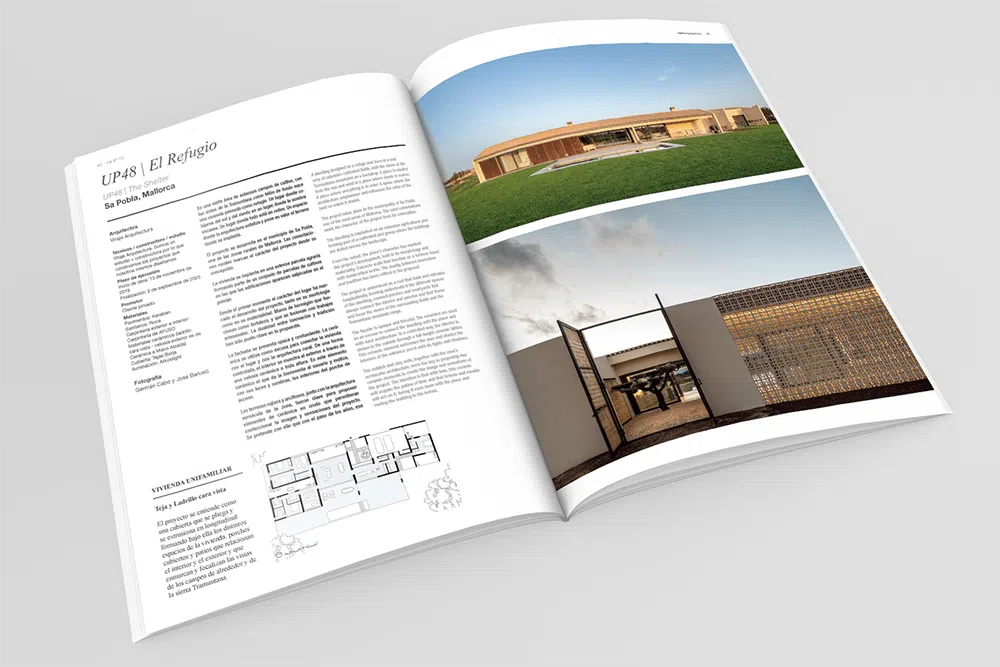 Pliego de la revista conarquitectura 87 en papel, sobre fachadas singulares. Obra UP48 / El Refugio con celosía cerámica
