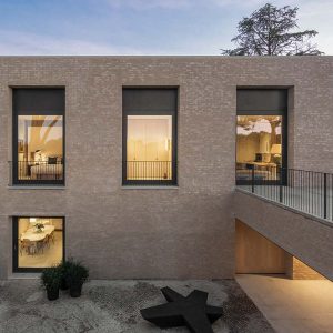 ca82 / Casa de ladrillo
