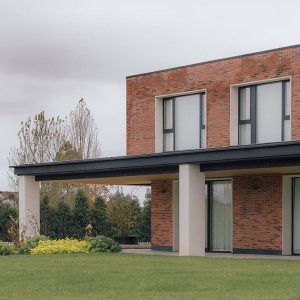 ca82 / Brick house